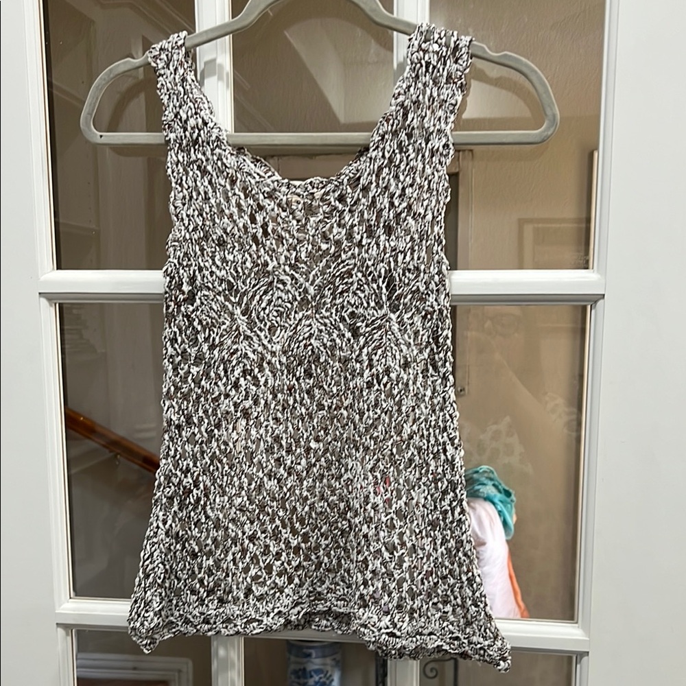 POL Black and White Knit Sleeveless Tank Top